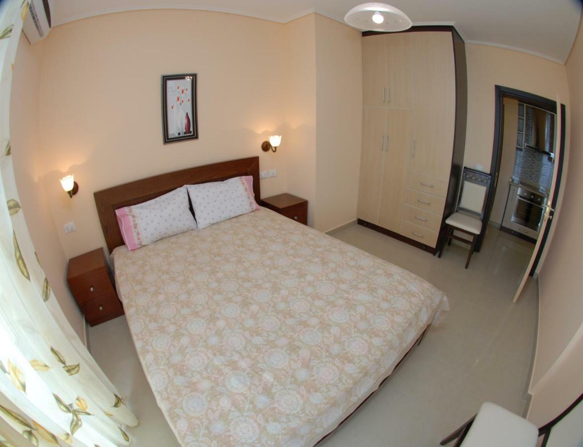 Erti'S Apartments Sarande Ngoại thất bức ảnh