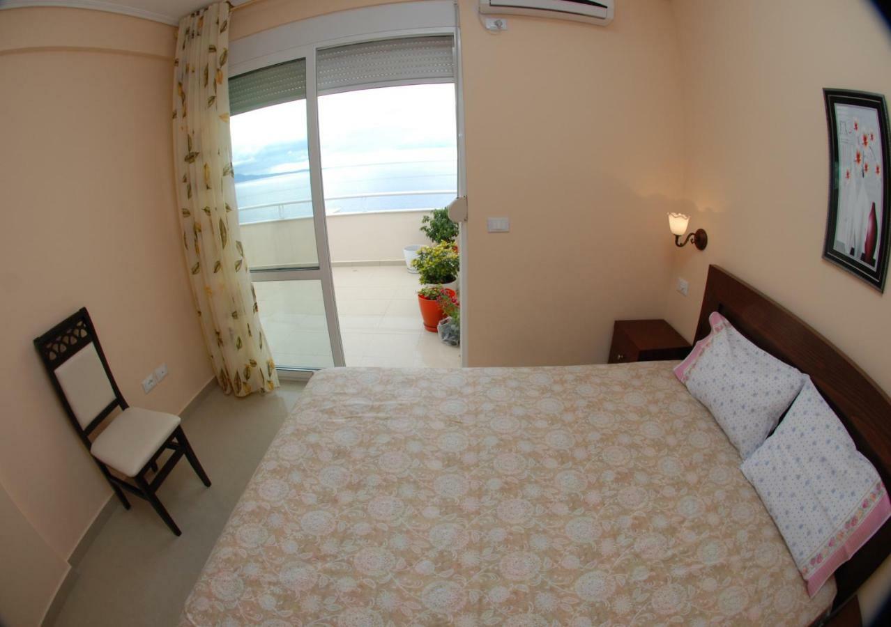 Erti'S Apartments Sarande Ngoại thất bức ảnh