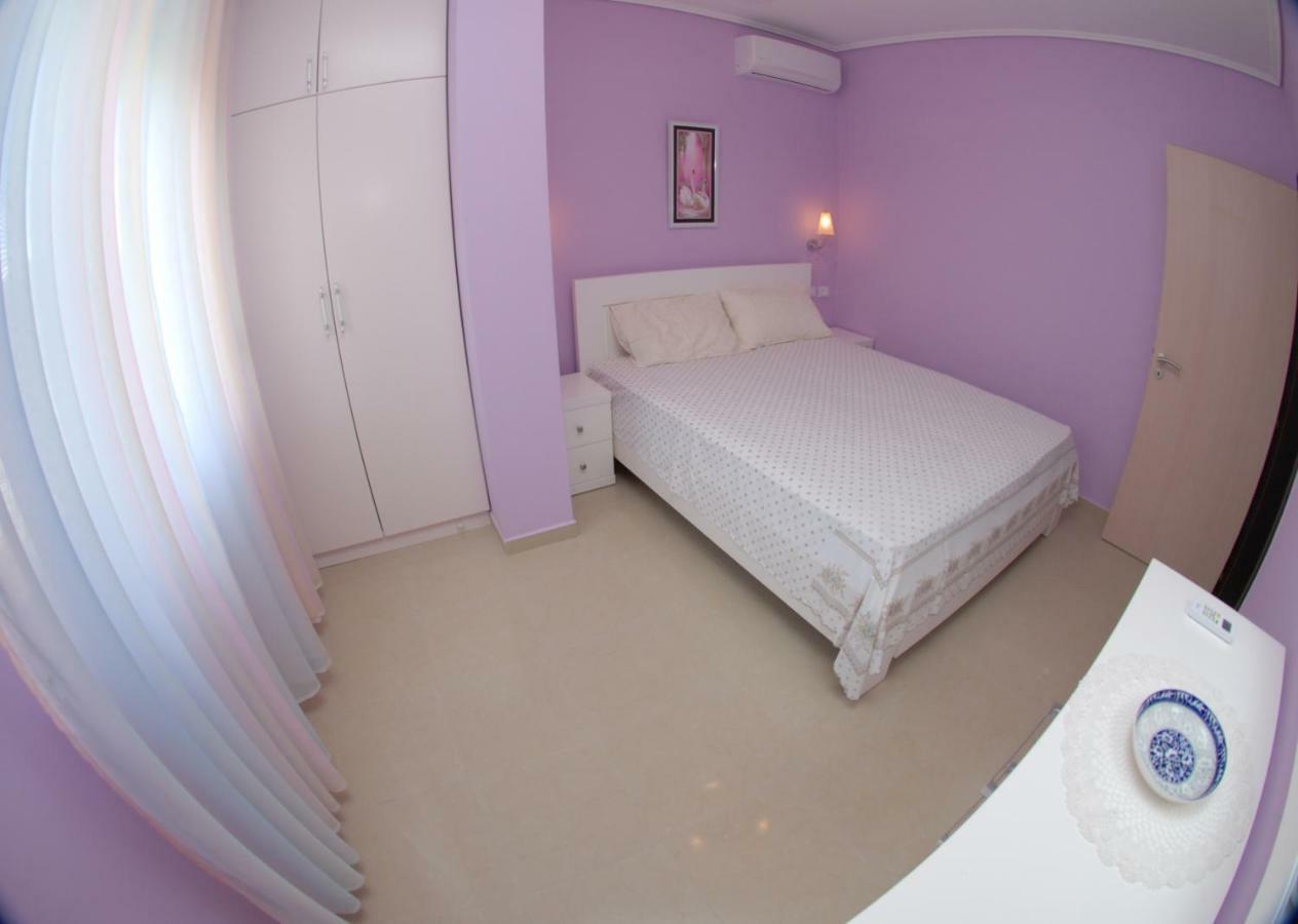 Erti'S Apartments Sarande Ngoại thất bức ảnh